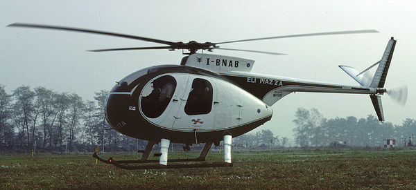 Nardi-Hughes 500C della società Elipiazza nel 1981